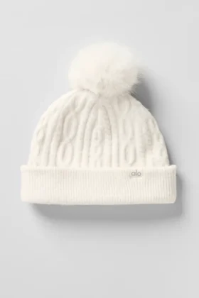 Winter Bliss-muts met kabelpatroon – Ivoor