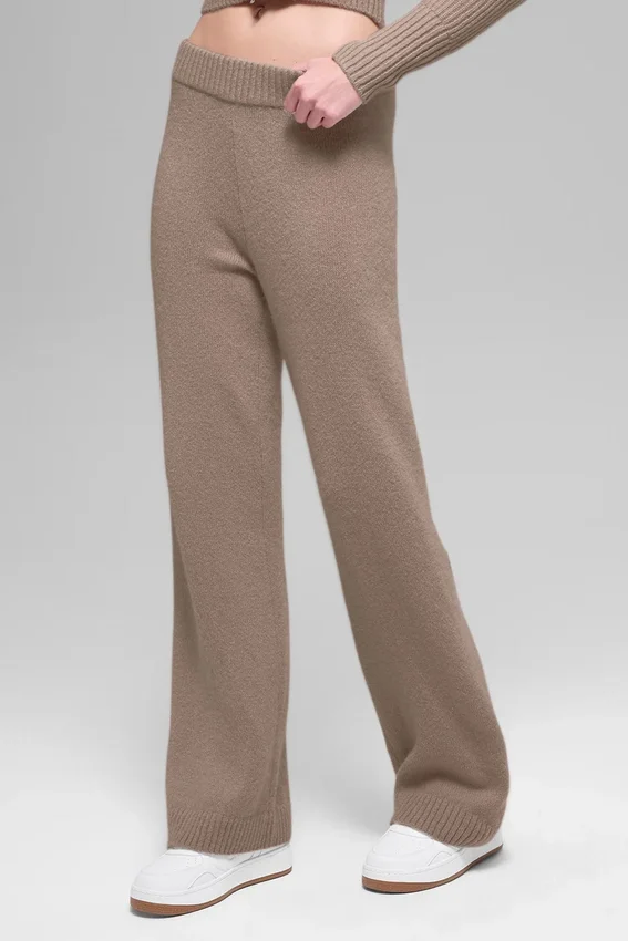 Wollen kasjmier High-Waist broek met wijde pijpen uit de New Class-collectie – Chai Latte