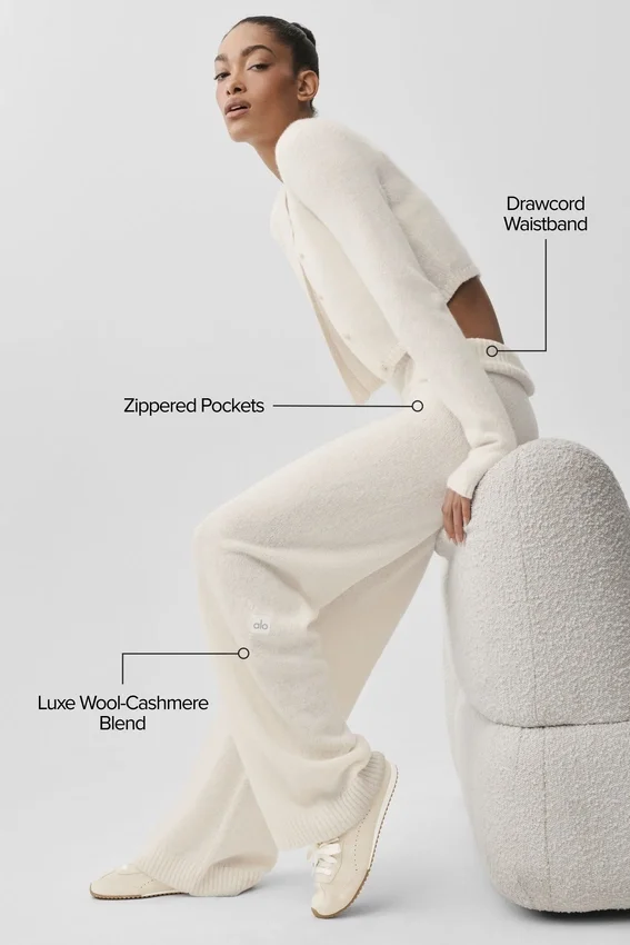Wollen kasjmier High-Waist broek met wijde pijpen uit de New Class-collectie – Ivory