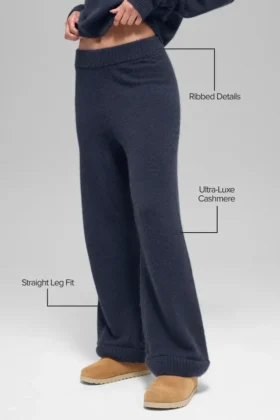 Wollen kasjmier High-Waist broek met wijde pijpen uit de New Class-collectie – Marineblauw