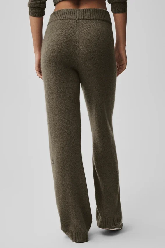 Wollen kasjmier High-Waist broek met wijde pijpen uit de New Class-collectie – Olive Tree