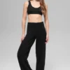 Wollen kasjmier High-Waist-broek met wijde pijpen uit de New Class-collectie – Zwart