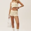 Zijden kasjmier Heatwave-korte broek met middelhoge taille – zandbeige